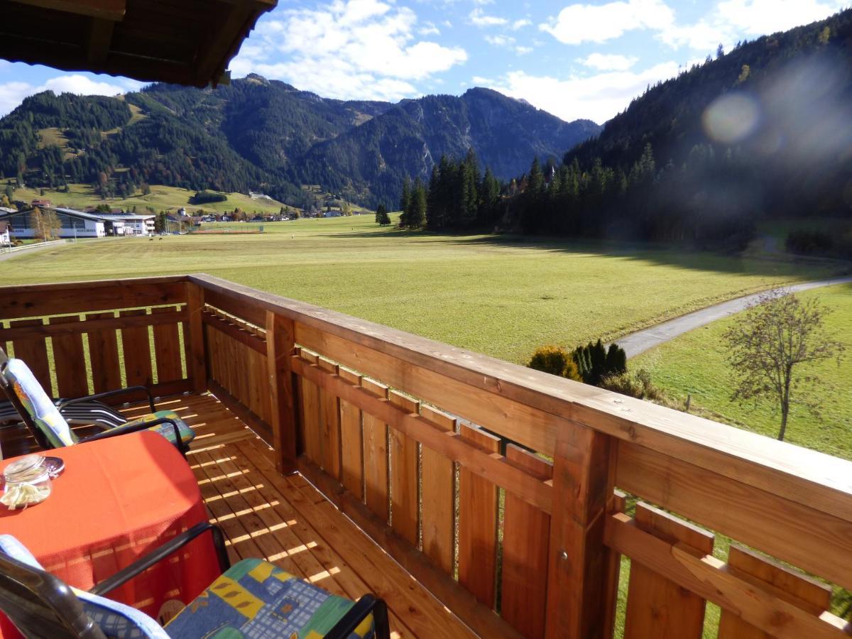 Haus Alpenland Hotel Tannheim Ngoại thất bức ảnh