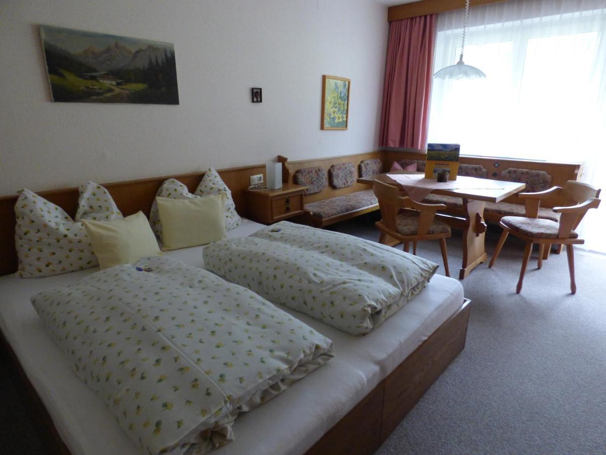Haus Alpenland Hotel Tannheim Ngoại thất bức ảnh